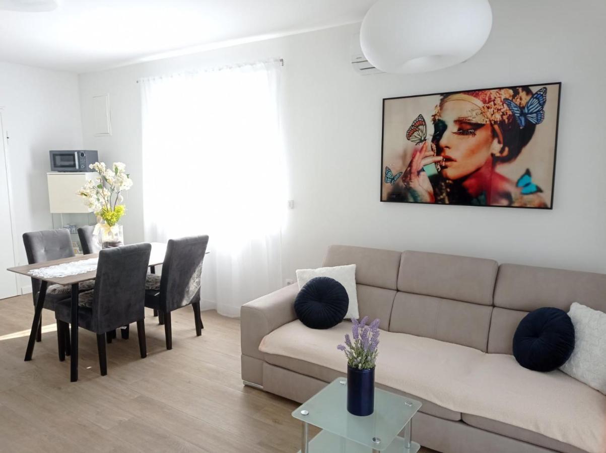 Apartman Franc S Vir Exterior photo
